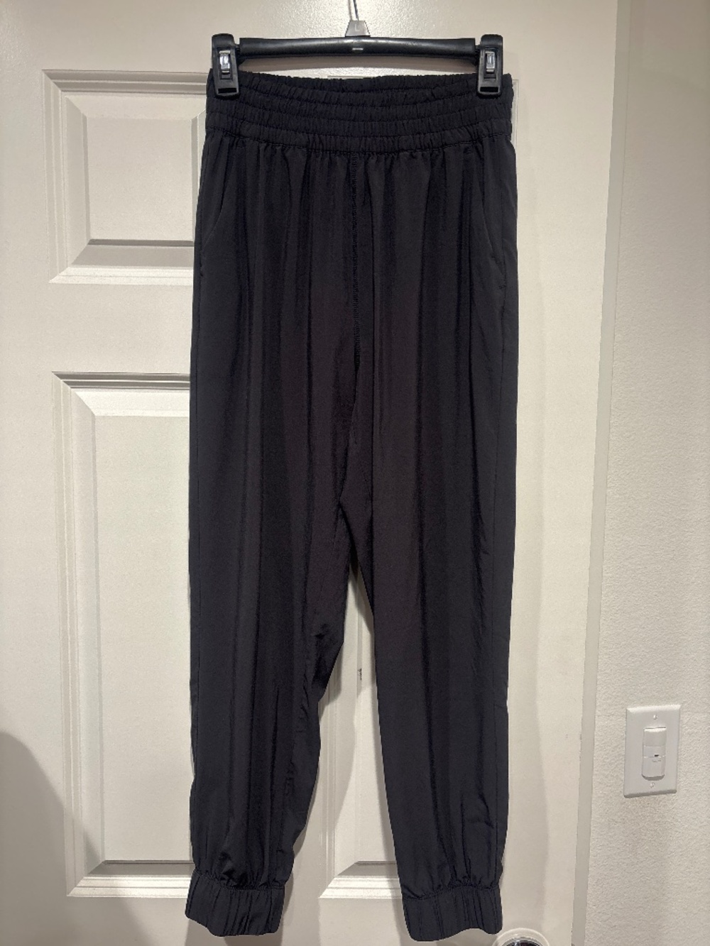 Vuori women’s villa jogger